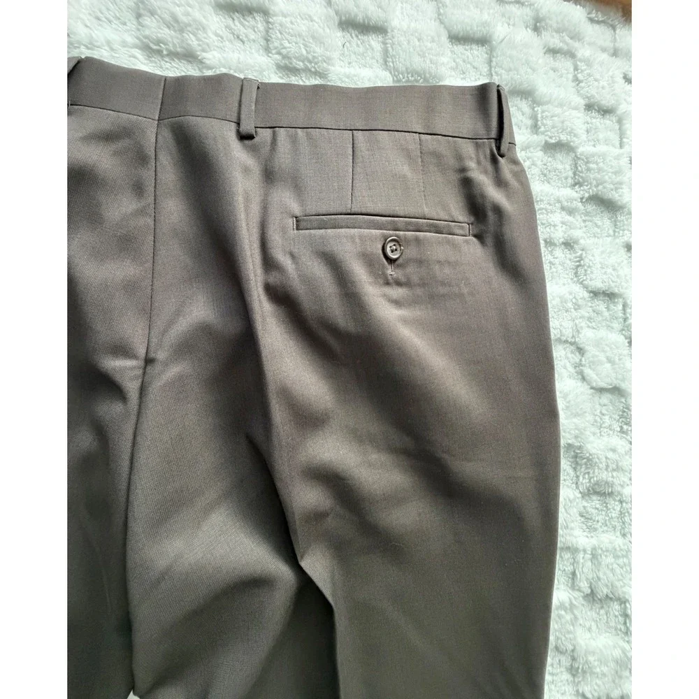 NWT- Egara Mens 42W 100% Wool Dress Pants Brown Flat Front Unfinished Hem